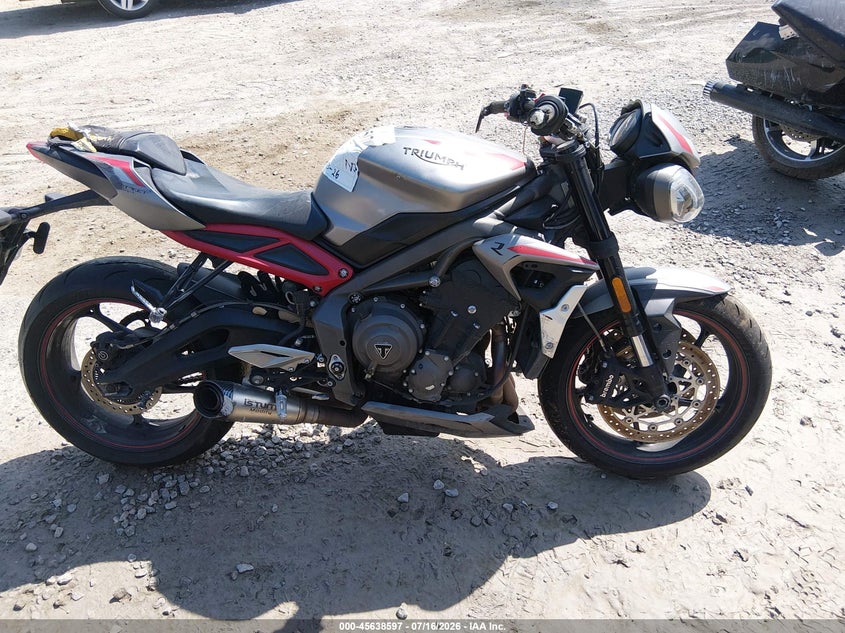 2021 Triumph Motorcycle Street Triple