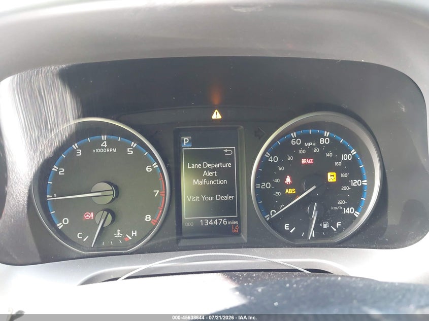 2018 TOYOTA RAV4 auction photo 7