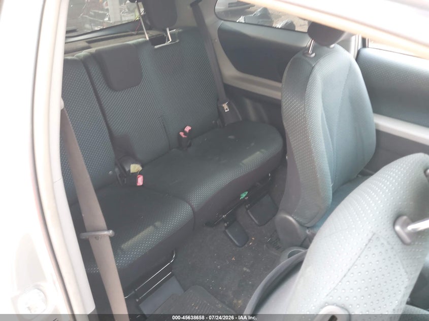 2008 TOYOTA YARIS auction photo 8