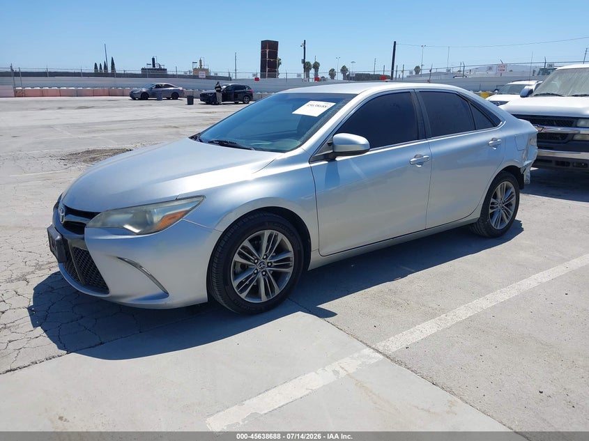 2015 TOYOTA CAMRY auction photo 2