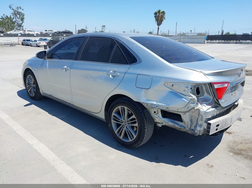 2015 TOYOTA CAMRY auction photo 3