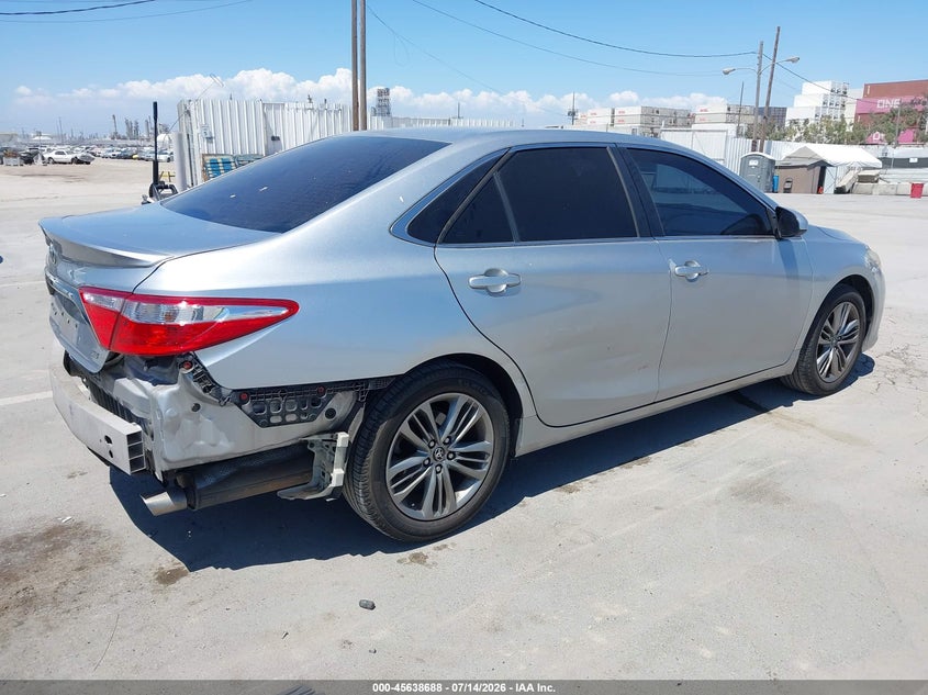 2015 TOYOTA CAMRY auction photo 4