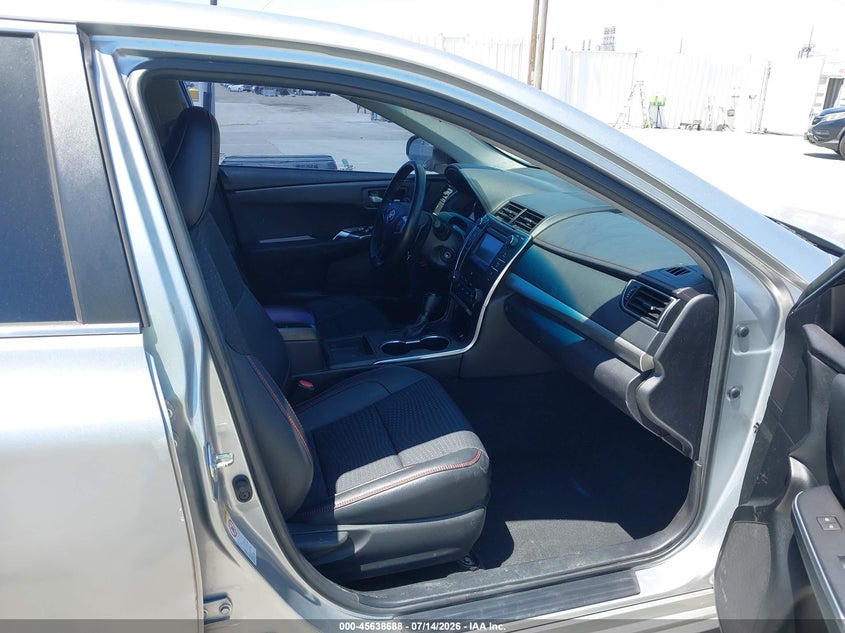 2015 TOYOTA CAMRY auction photo 5