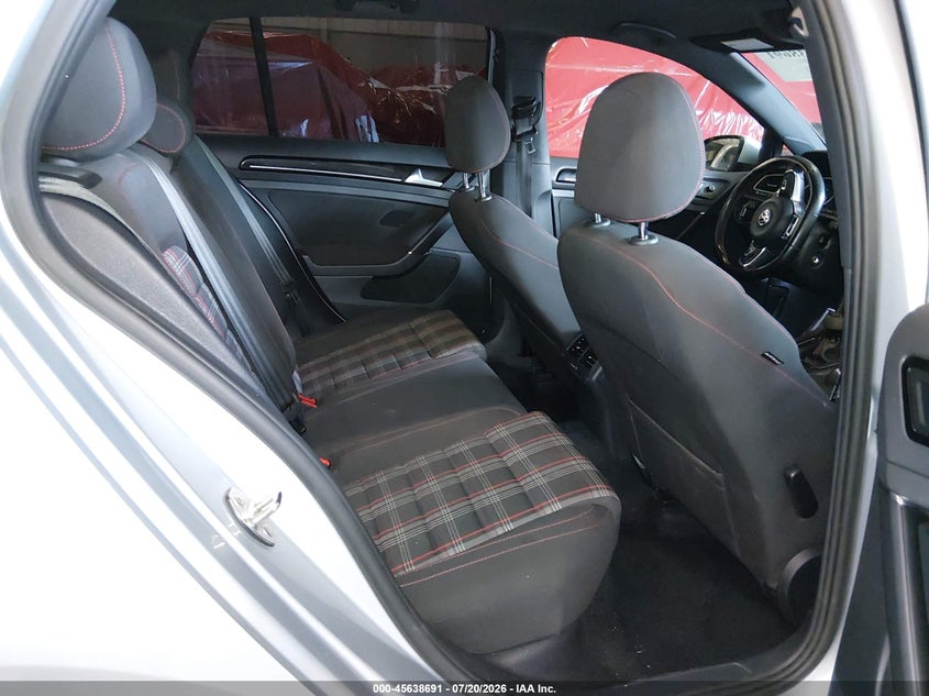 2017 VOLKSWAGEN GOLF GTI auction photo 8
