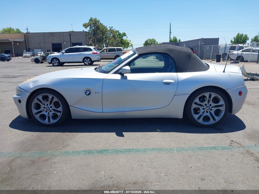 2005 BMW Z4 3.0I VIN: 4USBT53565LU11701 Lot: 45638717