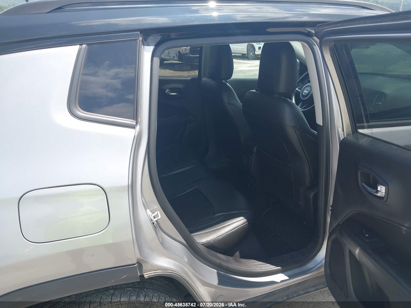 2018 JEEP COMPASS auction photo 8