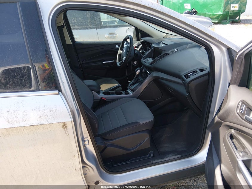 2015 FORD ESCAPE auction photo 5