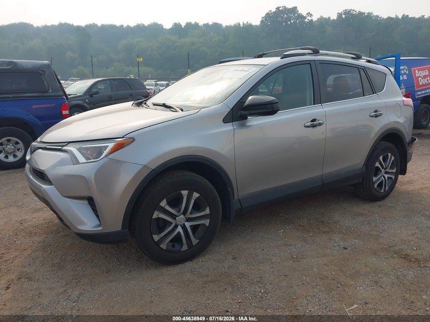 2017 TOYOTA RAV4 auction photo 2