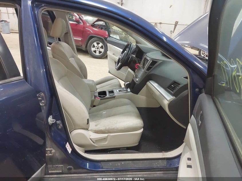 2010 SUBARU OUTBACK auction photo 5