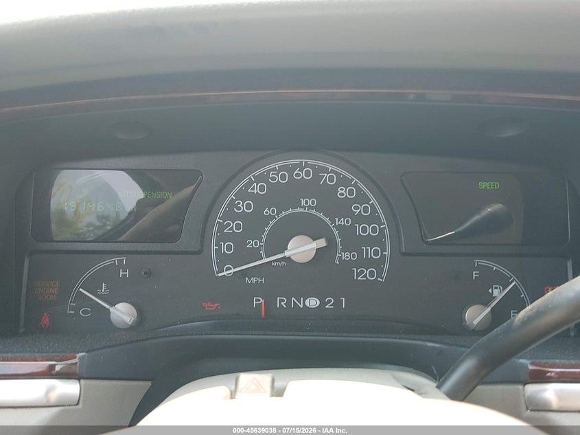 2003 LINCOLN TOWN CAR auction photo 7