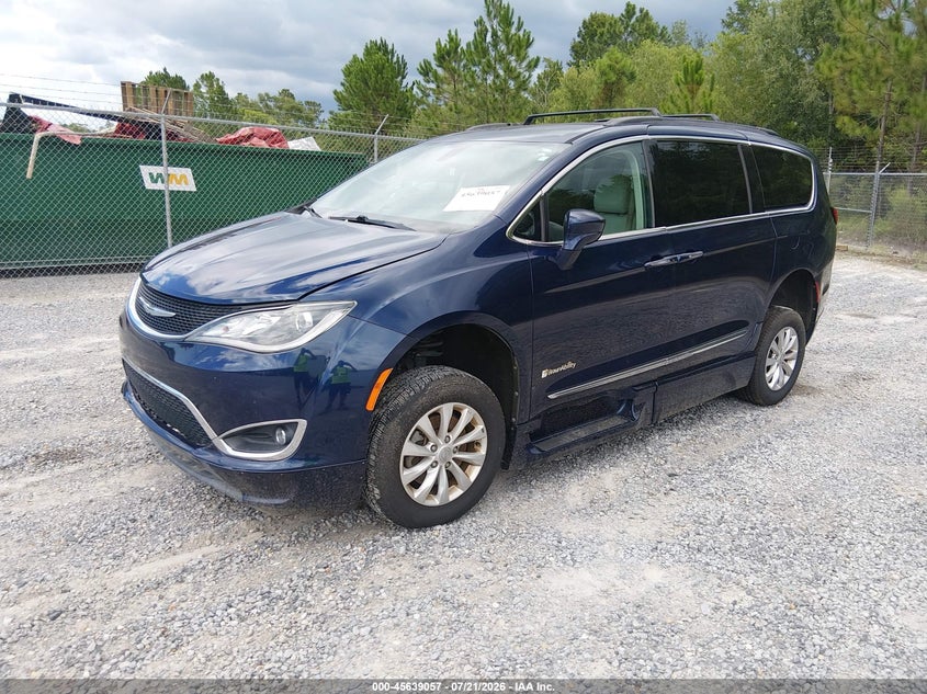 Vin: 2c4rc1bg3hr633530, lot: 46137558, chrysler pacifica touring-l 20172