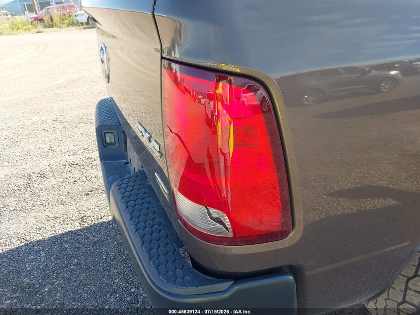 2019 RAM 1500 CLASSIC auction photo 6