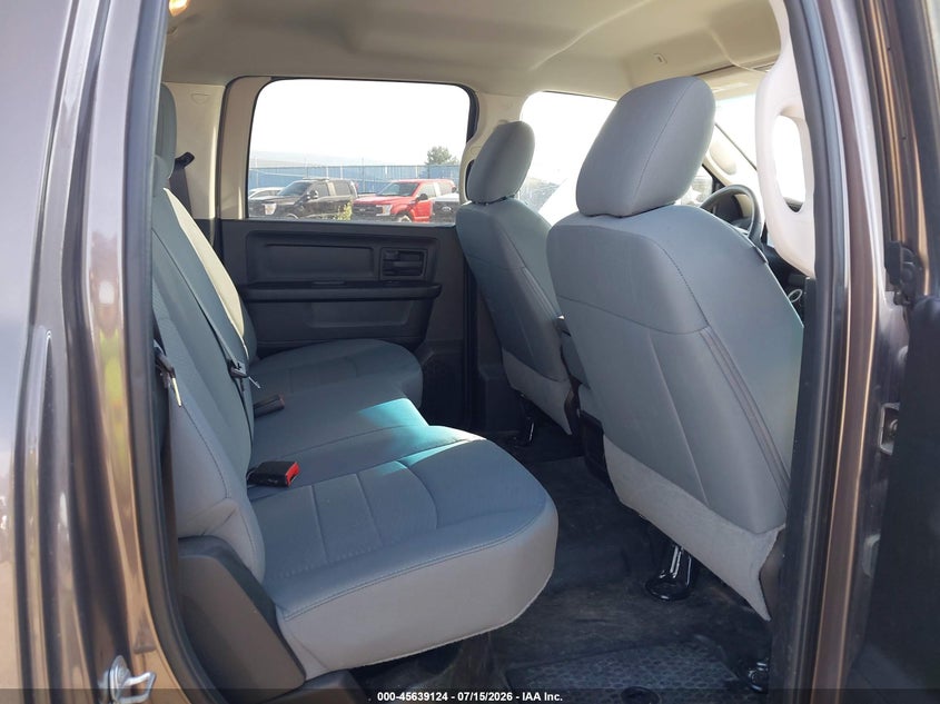 2019 RAM 1500 CLASSIC auction photo 8