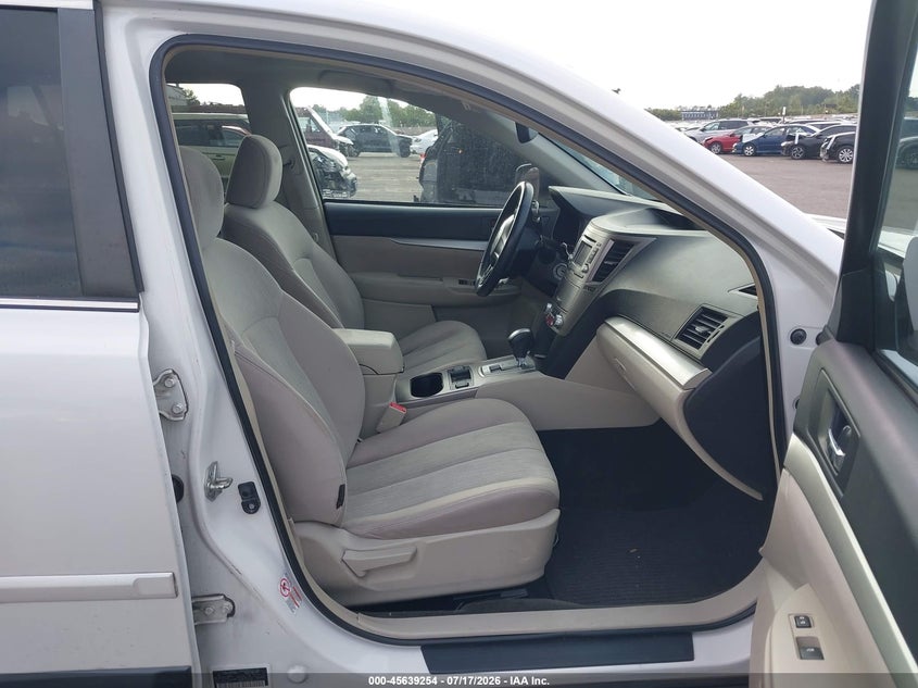 2014 SUBARU OUTBACK auction photo 5