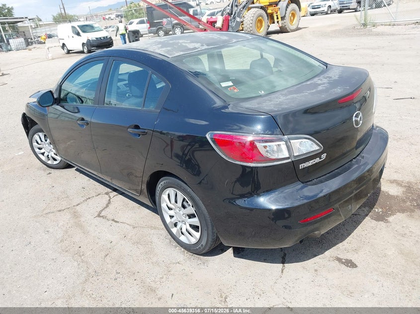 Vin: jm1bl1ug7c1590497, lot: 46137857, mazda mazda3 i sport 20123