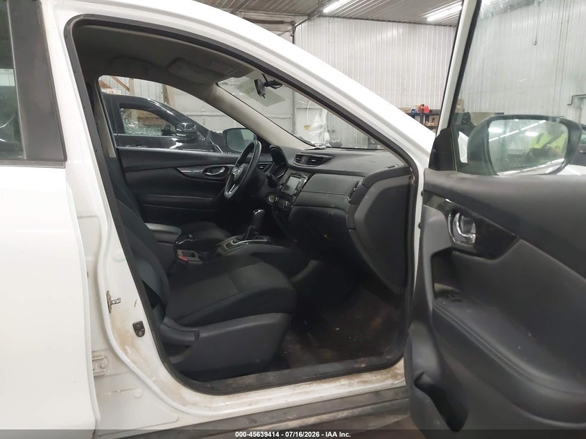 2018 NISSAN ROGUE auction photo 5