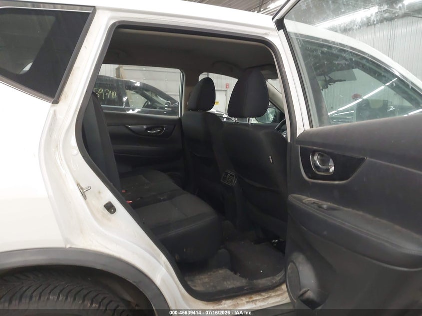 2018 NISSAN ROGUE auction photo 8
