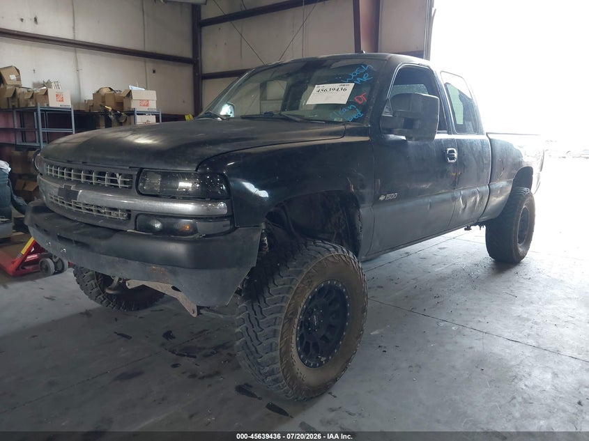 2002 Chevrolet Silverado, Правый бок, IAAI, VIN 2GCEK19T821345500 — фото 2