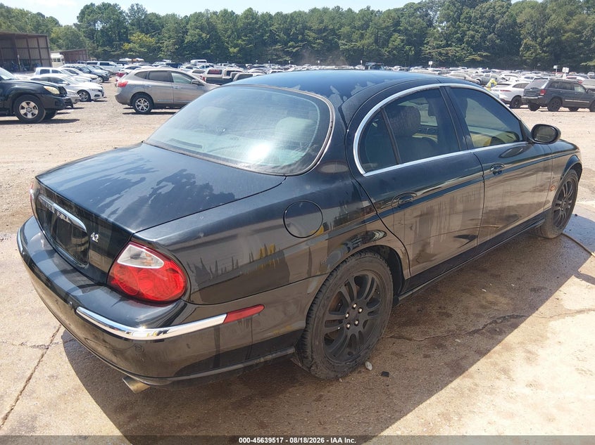 2004 JAGUAR S-TYPE SEDAN 4.2L V-8 DOHC, VVT, 294HP