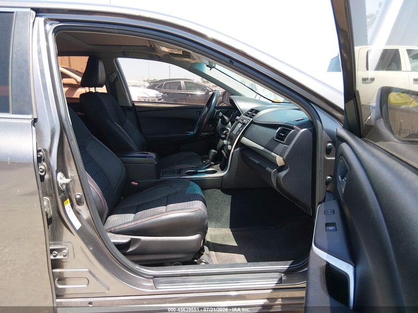 2015 TOYOTA CAMRY auction photo 5