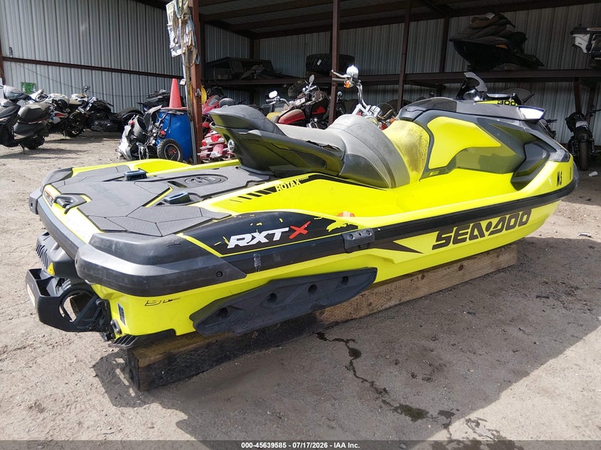 2018 SEADOO RXT auction photo 4