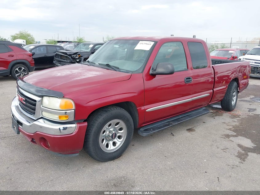 2005 GMC Sierra, Left Rear, IAAI, VIN 1GTEC19T05Z356757 — photo 2