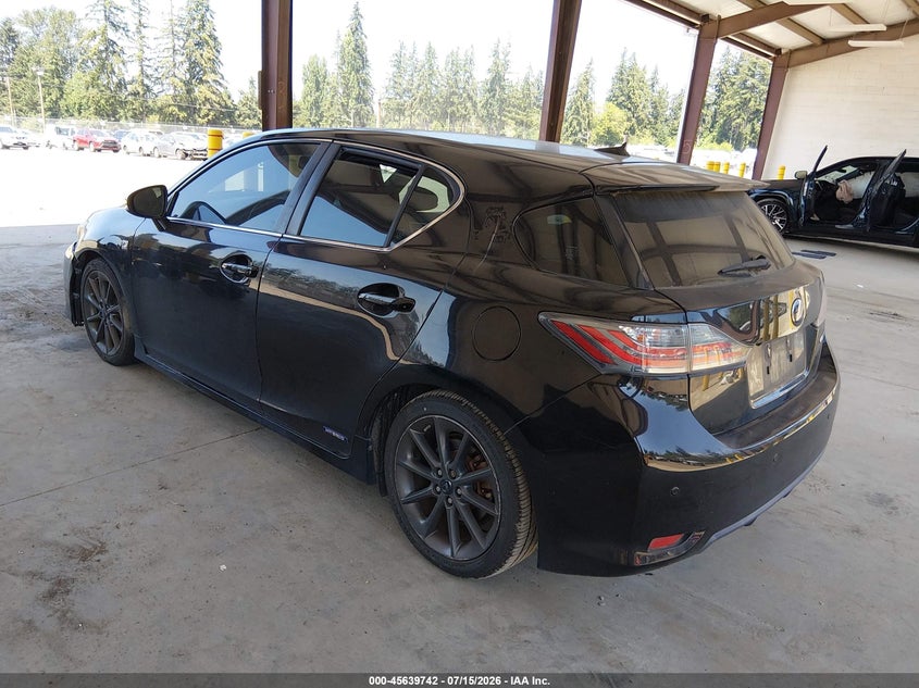 Vin: jthkd5bh6d2134386, lot: 46138251, lexus ct 200h 20133