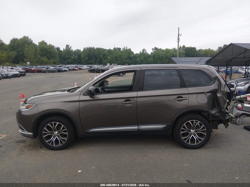 2016 Mitsubishi Outlander Es VIN: JA4AZ3A36GZ036442 Lot: 45639814