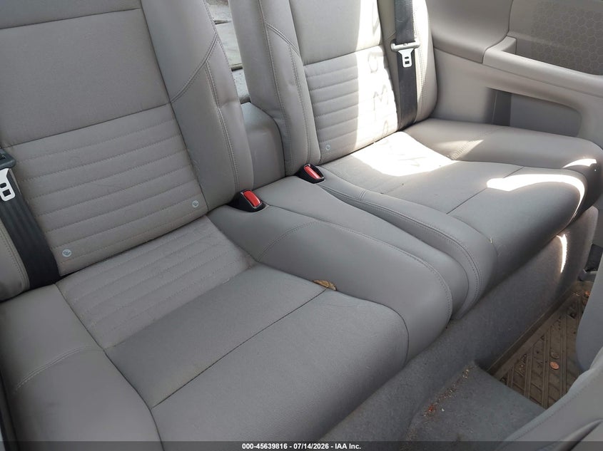 2008 Volvo C30 T5 R-Design/T5 Version 1.0/T5 Version 2.0 VIN: YV1MK672382070267 Lot: 45639816
