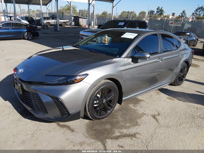 2026 Toyota Camry, Right Side, IAAI, VIN 4T1DAACKXTU293187 — photo 2