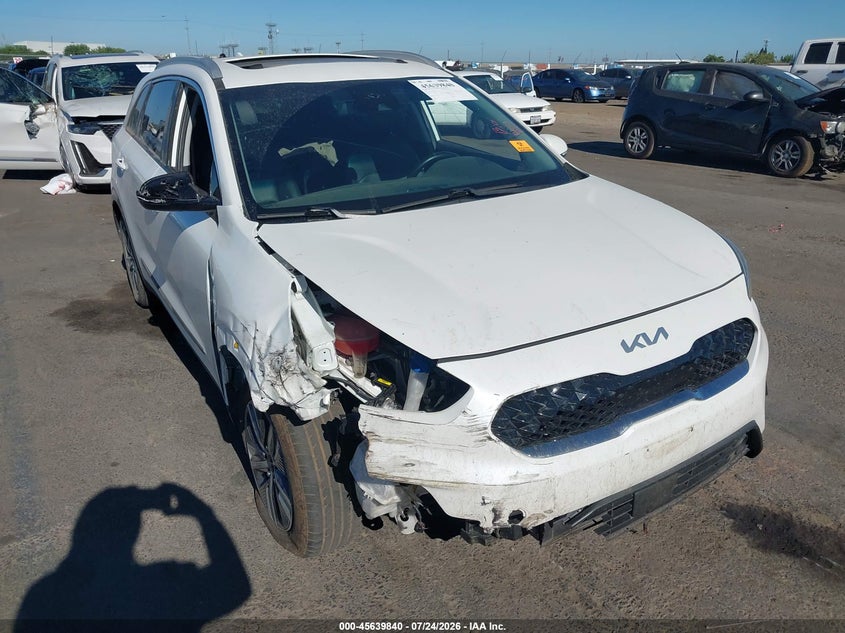 Vin: kndcc3ld8n5521479, lot: 46138351, kia niro plug-in hybrid ex premium 2022 img_1