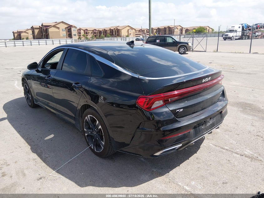 2022 KIA K5 auction photo 3