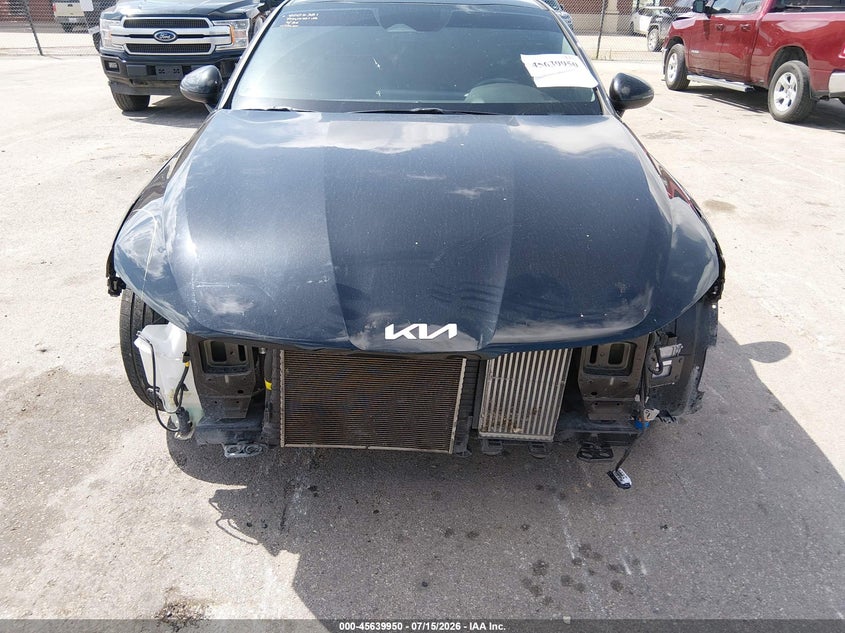 2022 KIA K5 auction photo 6