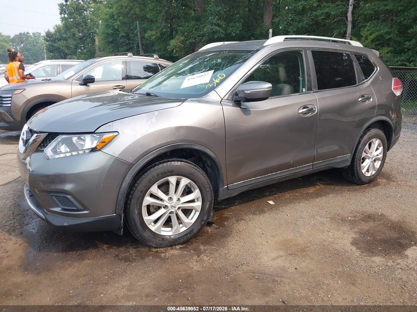 2015 Nissan Rogue, Right Side, IAAI, VIN KNMAT2MV4FP536138 — photo 2