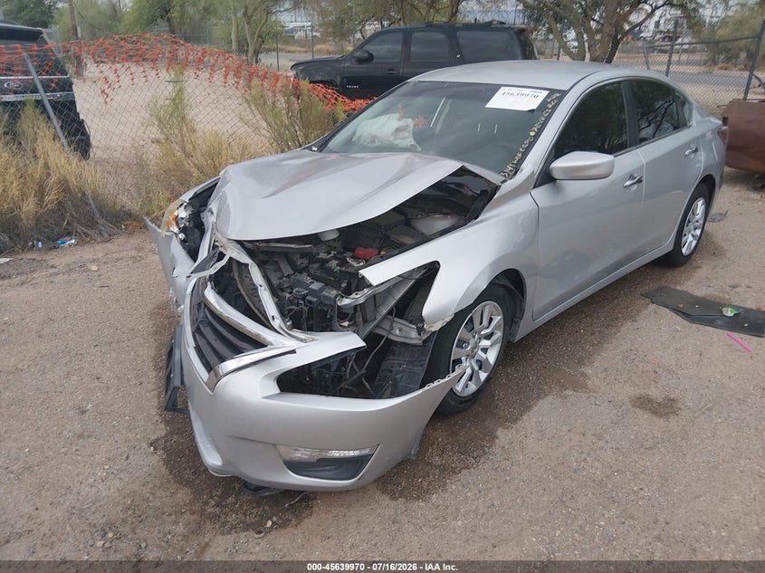 2015 NISSAN ALTIMA auction photo 2