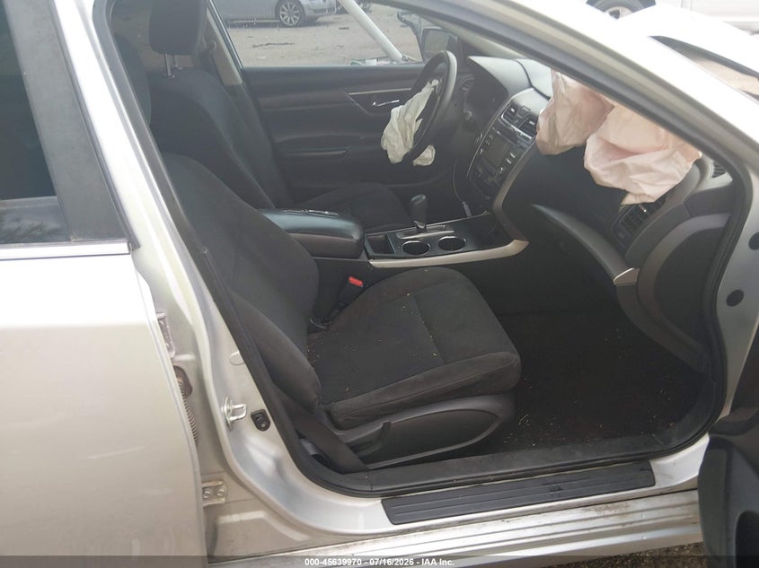 2015 NISSAN ALTIMA auction photo 5