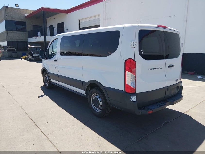 2017 FORD TRANSIT-150 auction photo 3