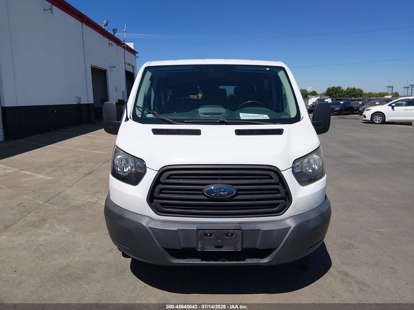 2017 FORD TRANSIT-150 auction photo 6