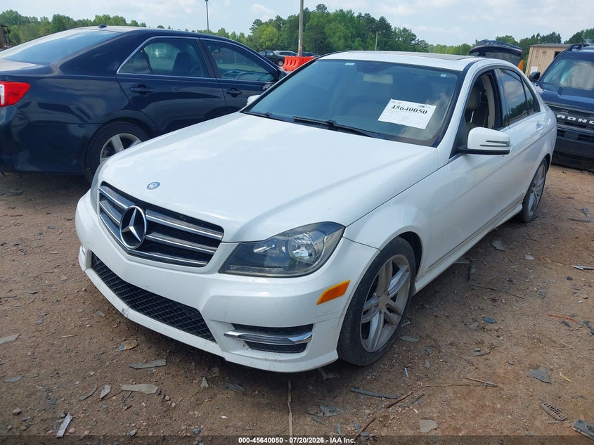 2014 Mercedes-Benz C 250 Sport WDDGF4HB7ER306518 photo 1
