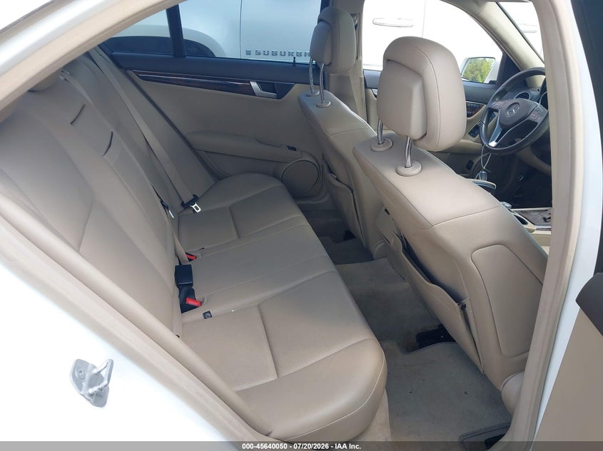 2014 Mercedes-Benz C 250 Sport VIN: WDDGF4HB7ER306518 Lot: 45640050