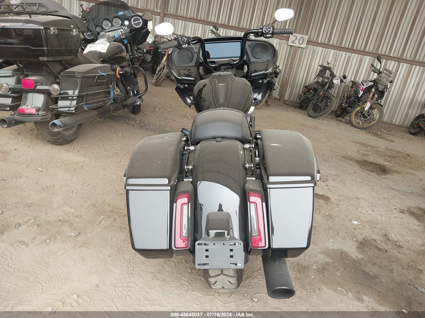 2024 Harley-Davidson Fltrx VIN: 1HD1KH713RB643762 Lot: 45640057