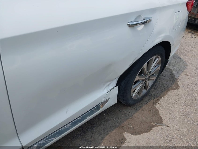 2017 HYUNDAI SONATA auction photo 6