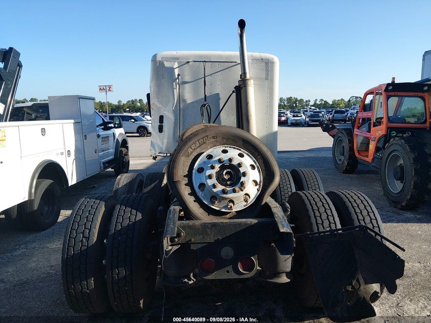 2016 FREIGHTLINER CONVENTIONAL auction photo 8