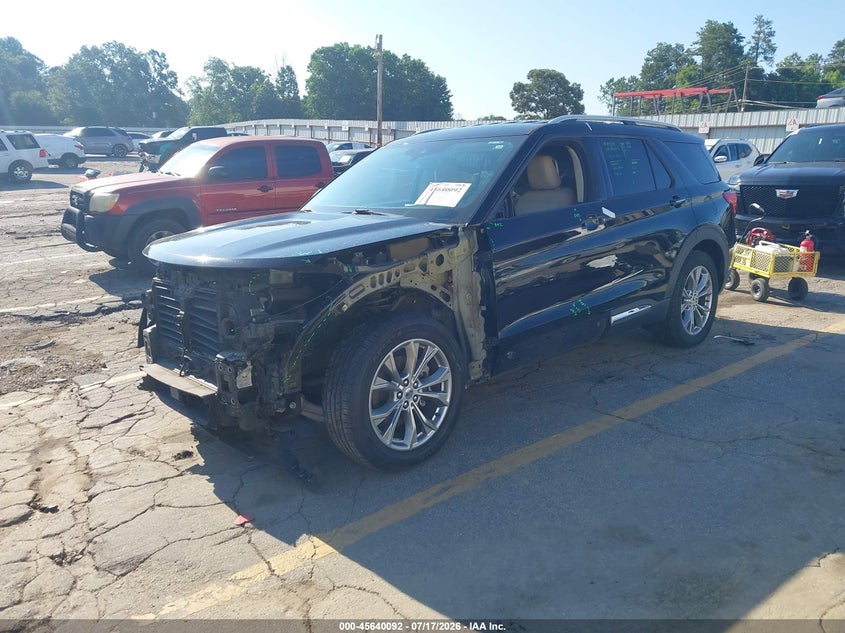 2022 FORD EXPLORER auction photo 2
