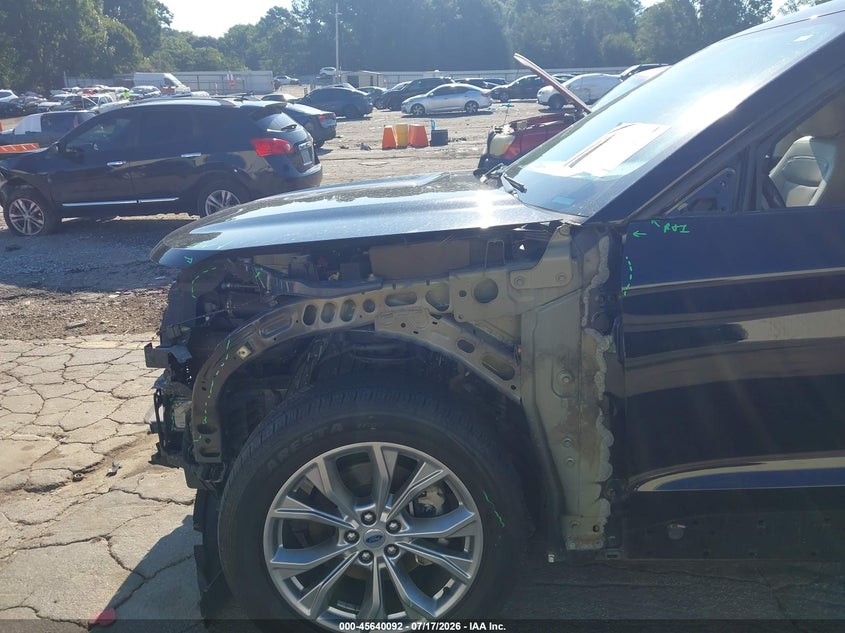 2022 FORD EXPLORER auction photo 6
