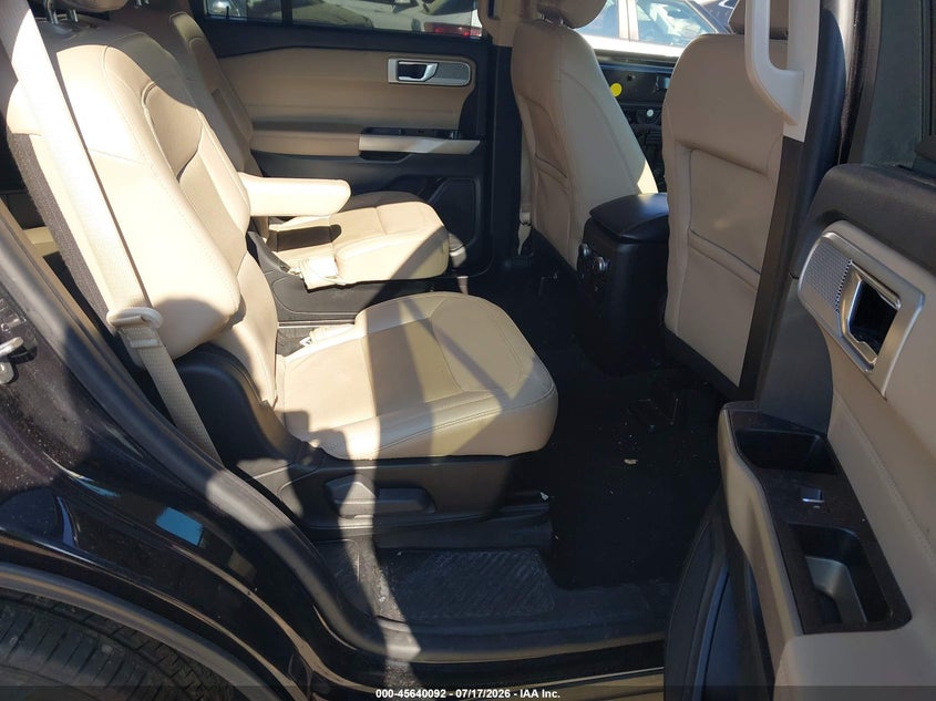 2022 FORD EXPLORER auction photo 8