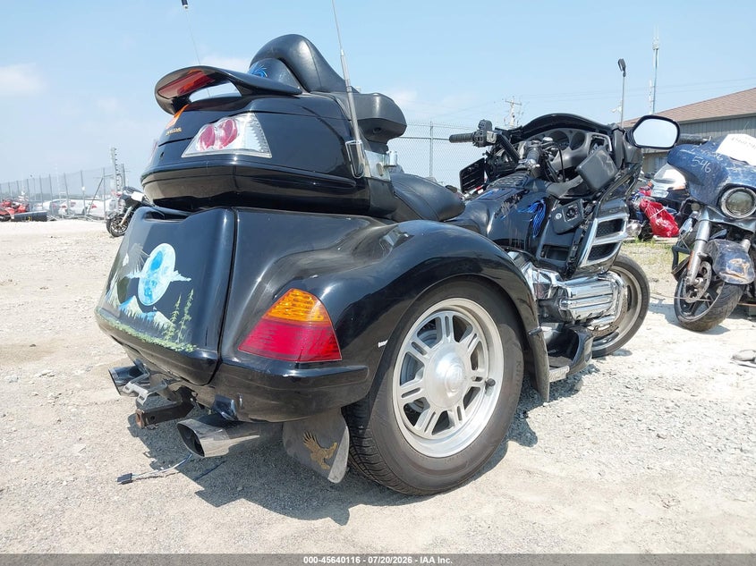 2004 HONDA GL1800 auction photo 4