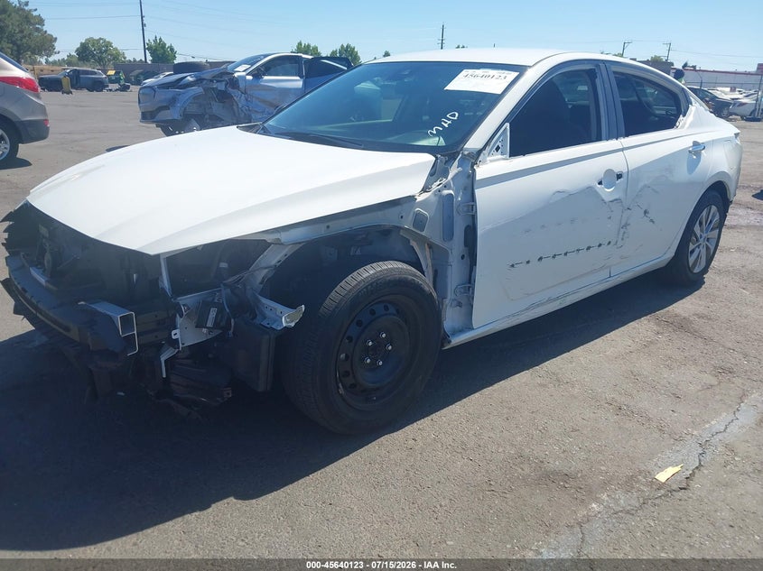 2024 NISSAN ALTIMA SEDAN 2.5L I-4 DI, DOHC, VVT, 188HP