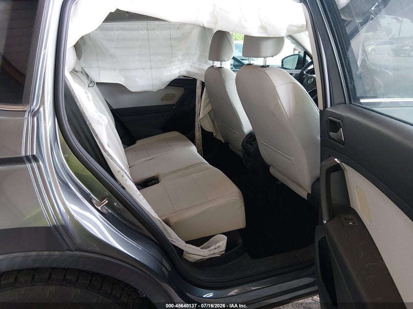 2018 Volkswagen Tiguan 2.0T Se/2.0T Sel VIN: 3VV2B7AX2JM003442 Lot: 45640137