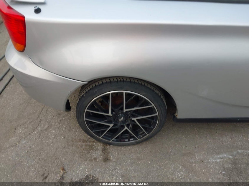 2000 Toyota Celica Gt VIN: JTDDR32T9Y0039942 Lot: 45640146